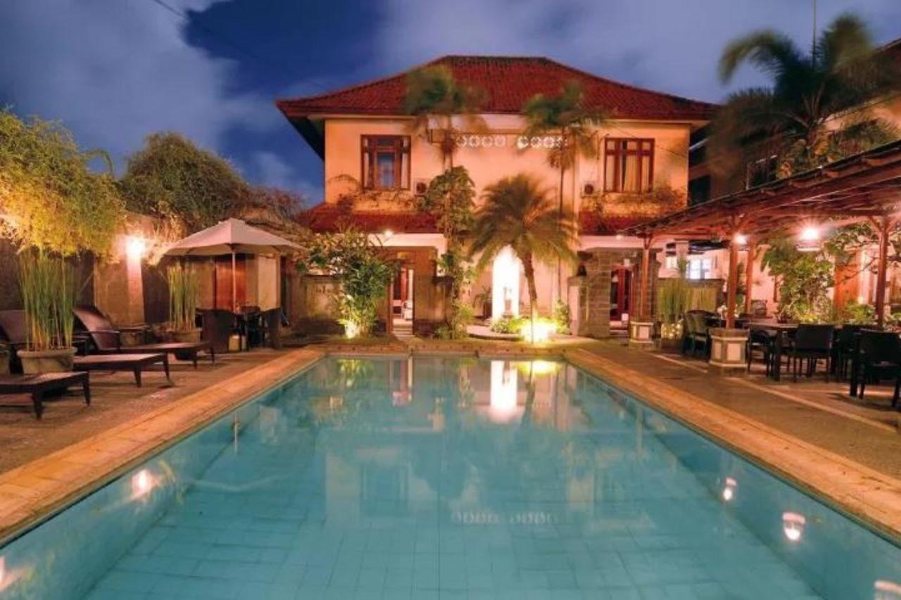 סמיניאק Villa Bunga Hotel מראה חיצוני תמונה