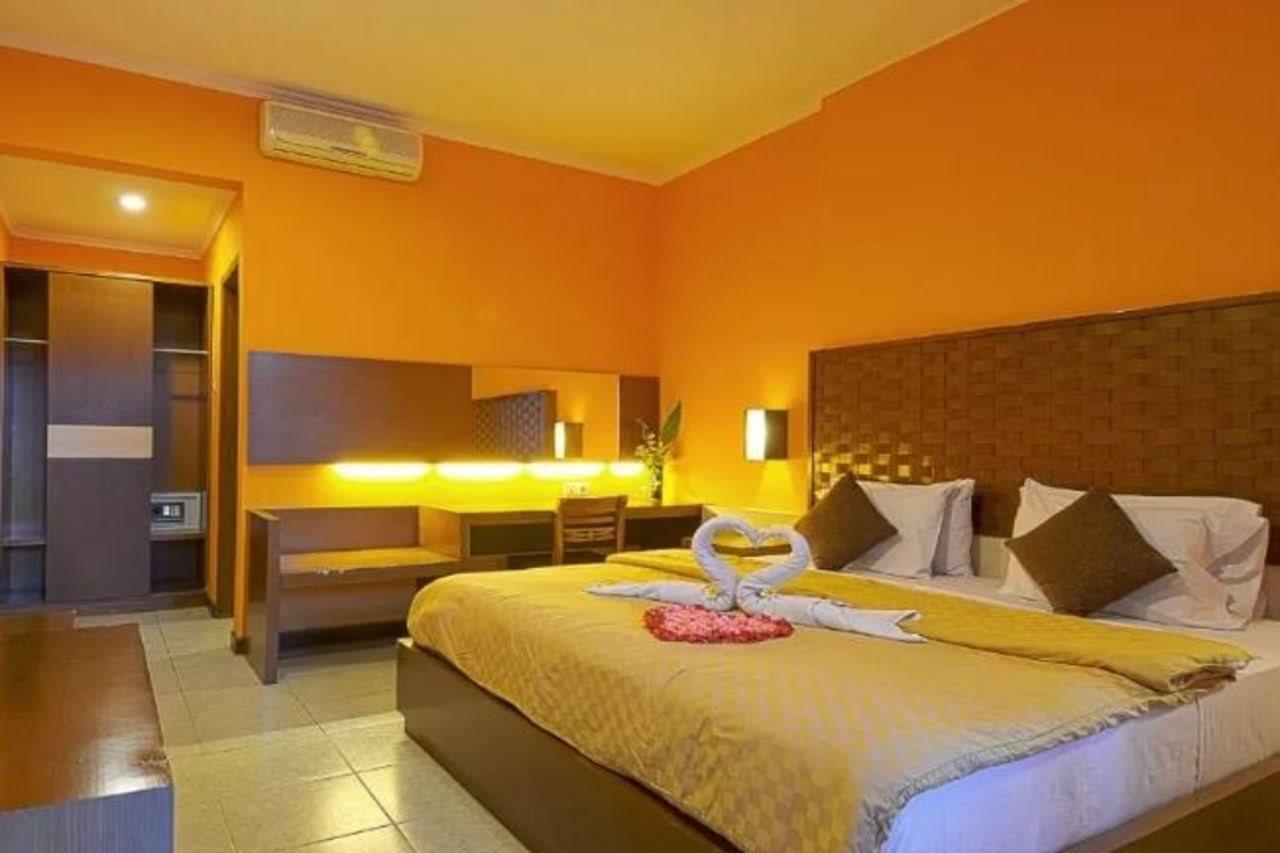 סמיניאק Villa Bunga Hotel מראה חיצוני תמונה
