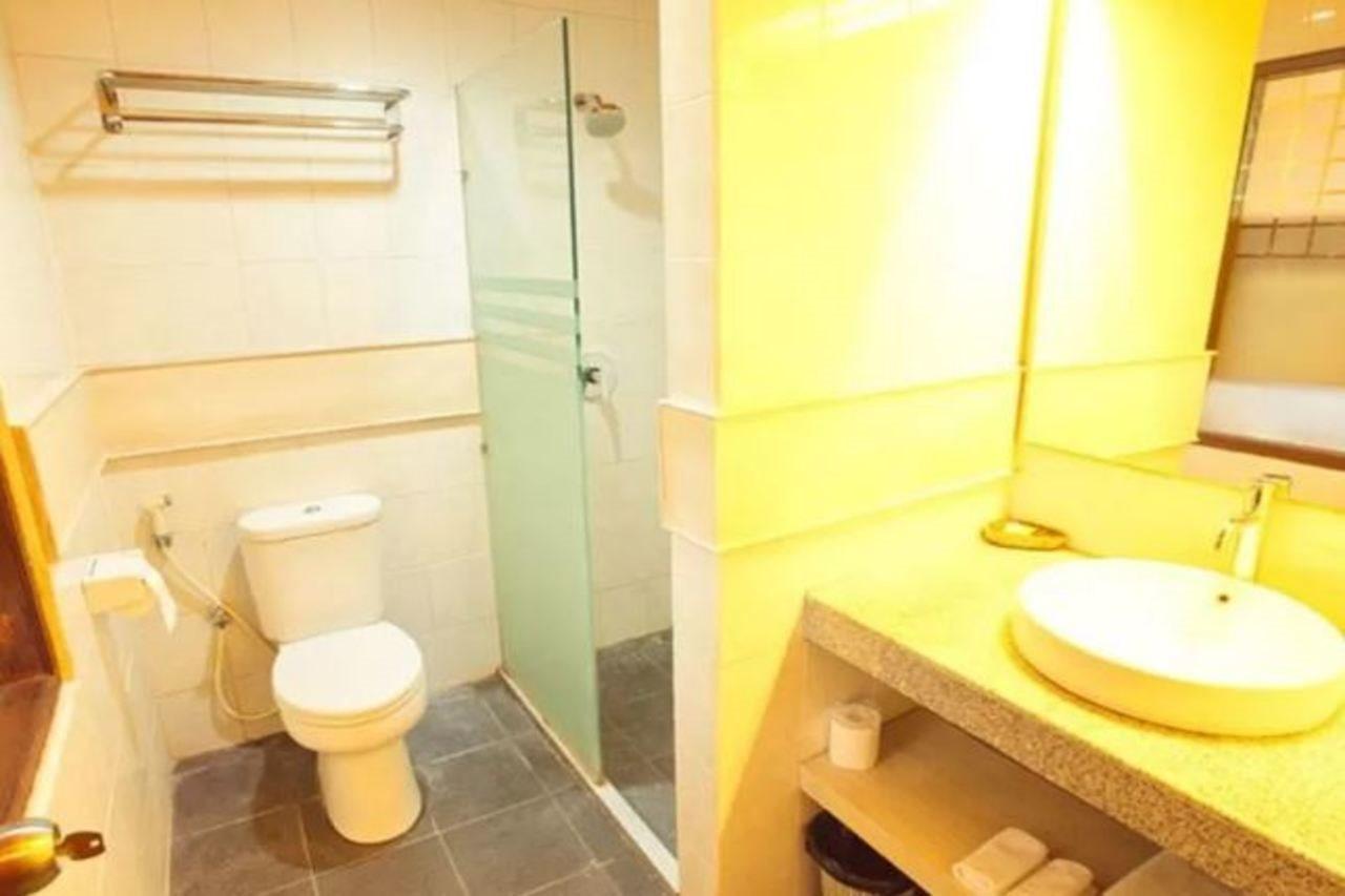 סמיניאק Villa Bunga Hotel מראה חיצוני תמונה