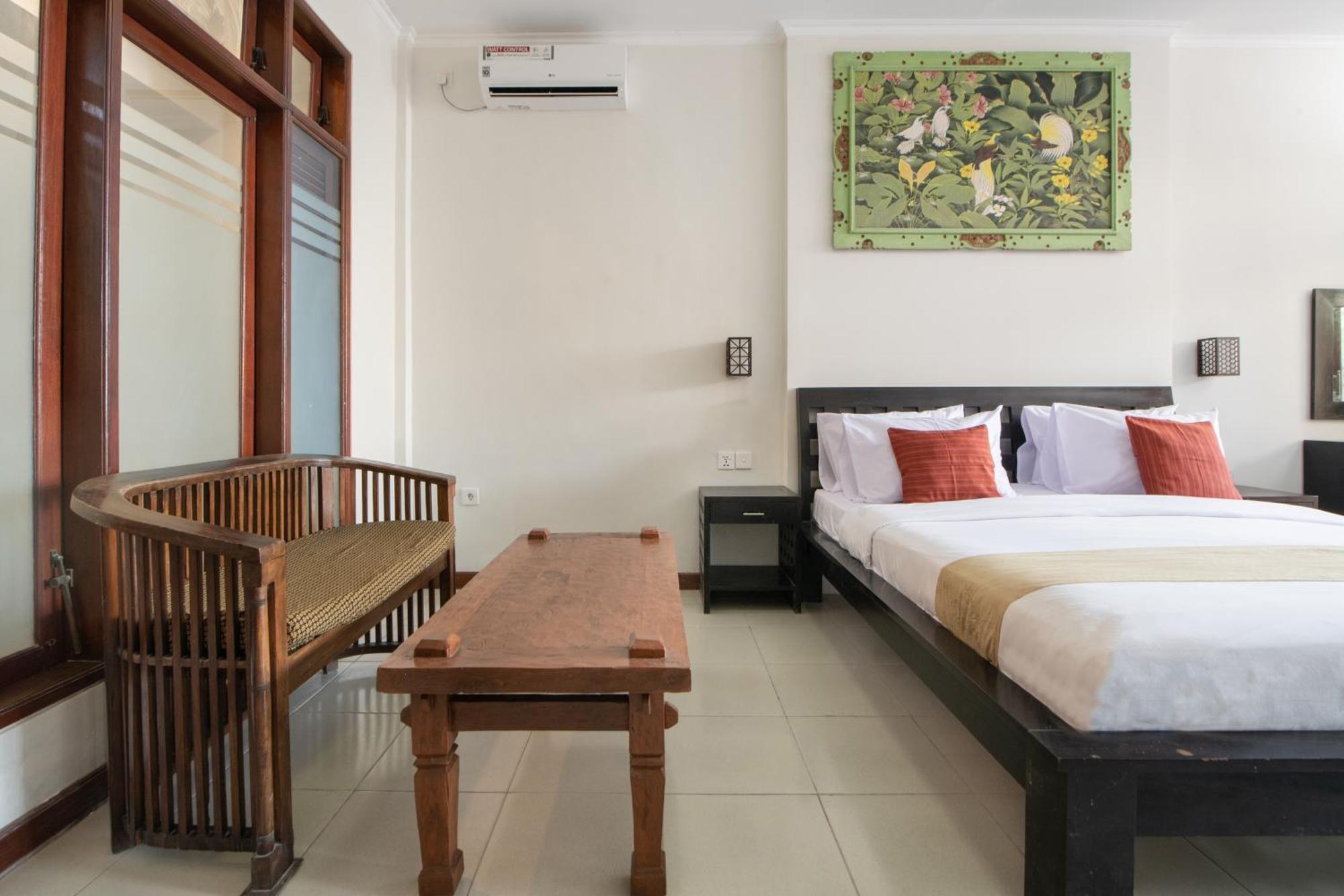 סמיניאק Villa Bunga Hotel מראה חיצוני תמונה