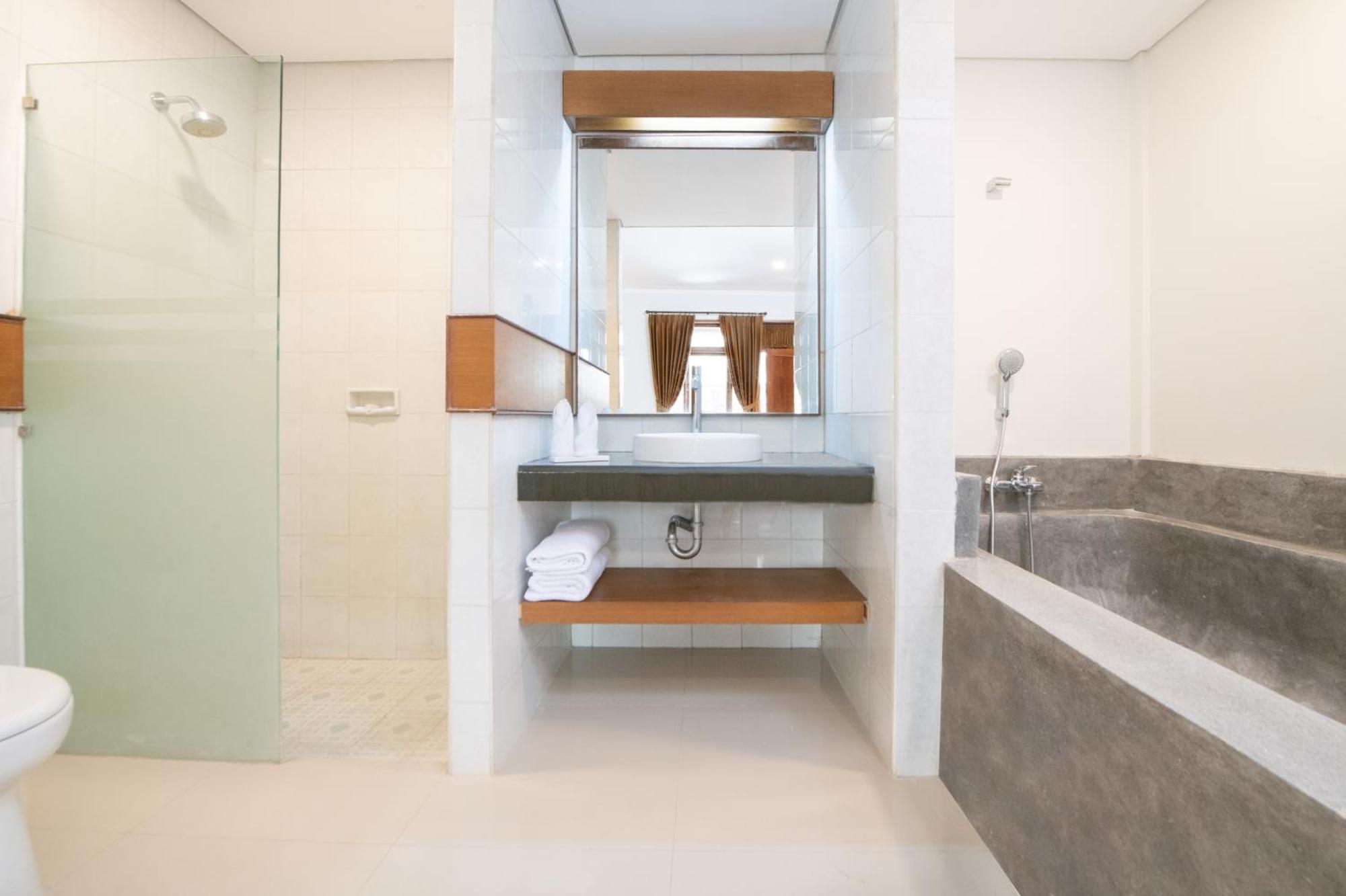 סמיניאק Villa Bunga Hotel מראה חיצוני תמונה