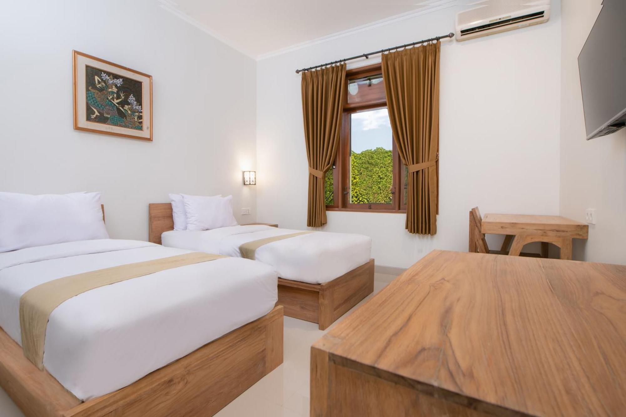 סמיניאק Villa Bunga Hotel מראה חיצוני תמונה